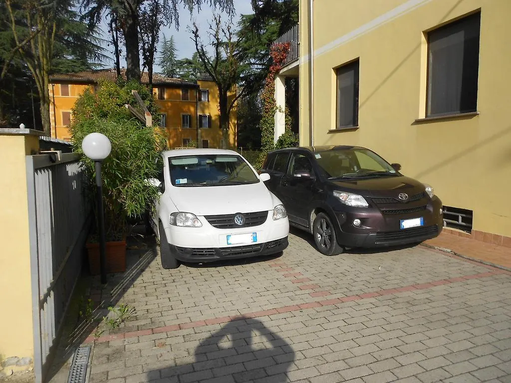 Residence Il Rampicante Monticelli Terme 3*,