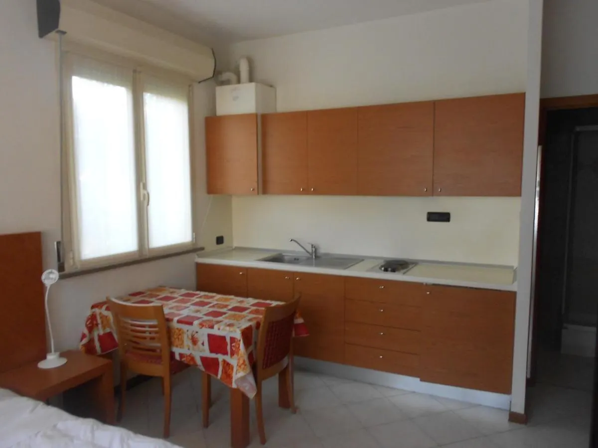 Residence Il Rampicante Monticelli Terme Aparthotel